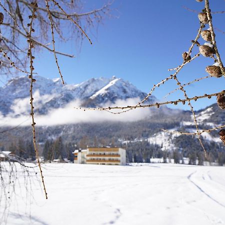 Hotel Asterbel Braies  Εξωτερικό φωτογραφία